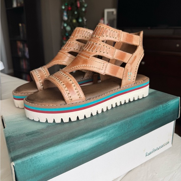 ROAN Shoes - New Roan Charla Hi Oats Epica Sandals size 7